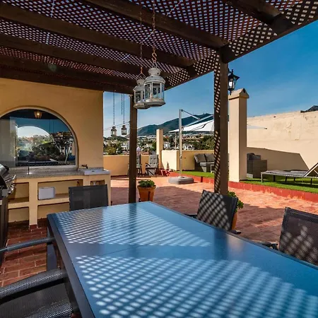 Vb Fantastic 3bdr Duplex With Large Terrace