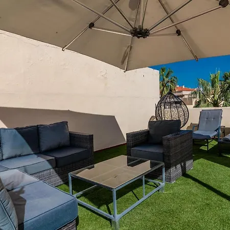 Vb Fantastic 3bdr Duplex With Large Terrace Apartment *